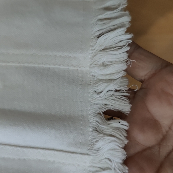 White denim jacket - Picture 5 of 8